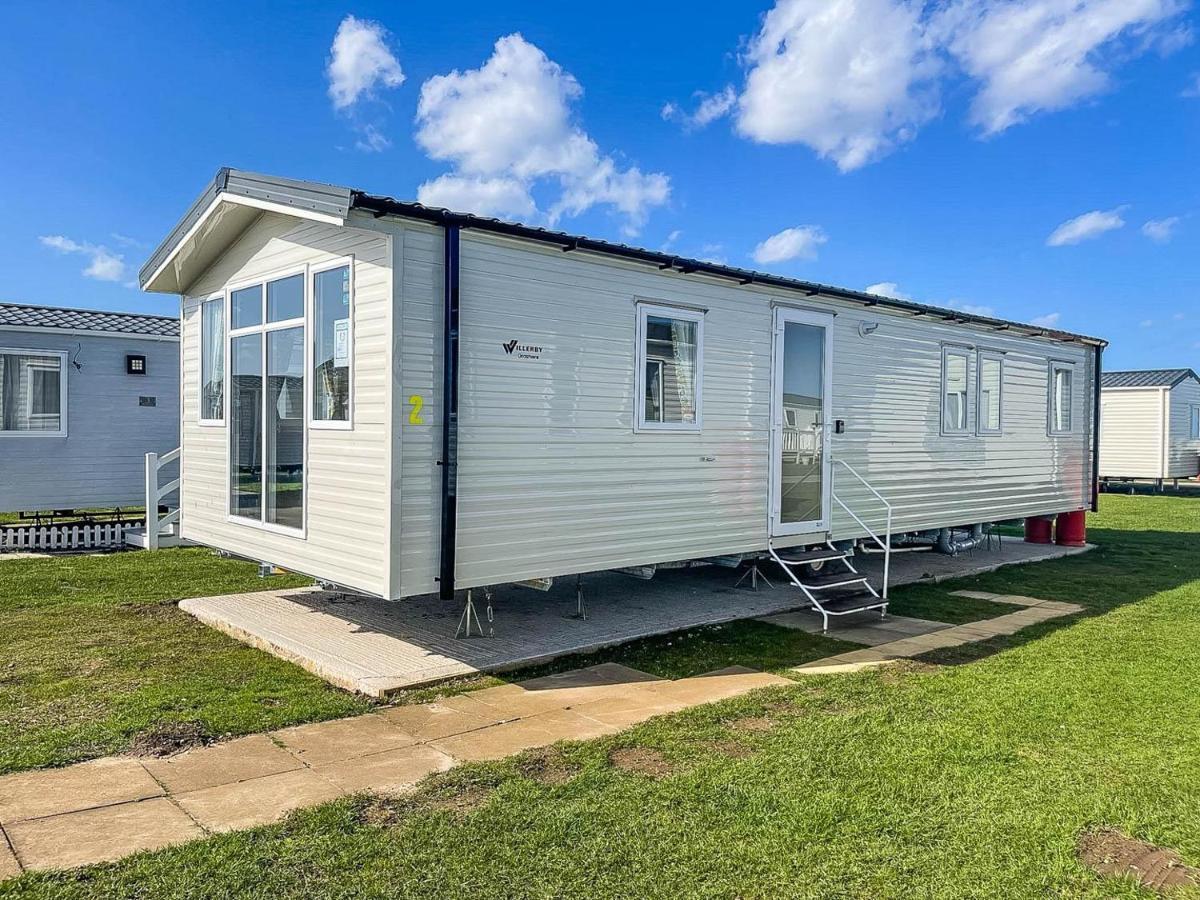 Hotel Lovely 8 Berth Caravan For Hire At Barmston Beach Holiday Park Ref 62002O Lund Exterior foto