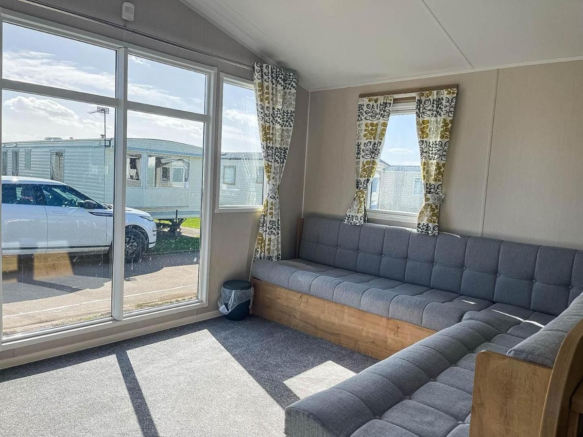 Hotel Lovely 8 Berth Caravan For Hire At Barmston Beach Holiday Park Ref 62002O Lund Exterior foto