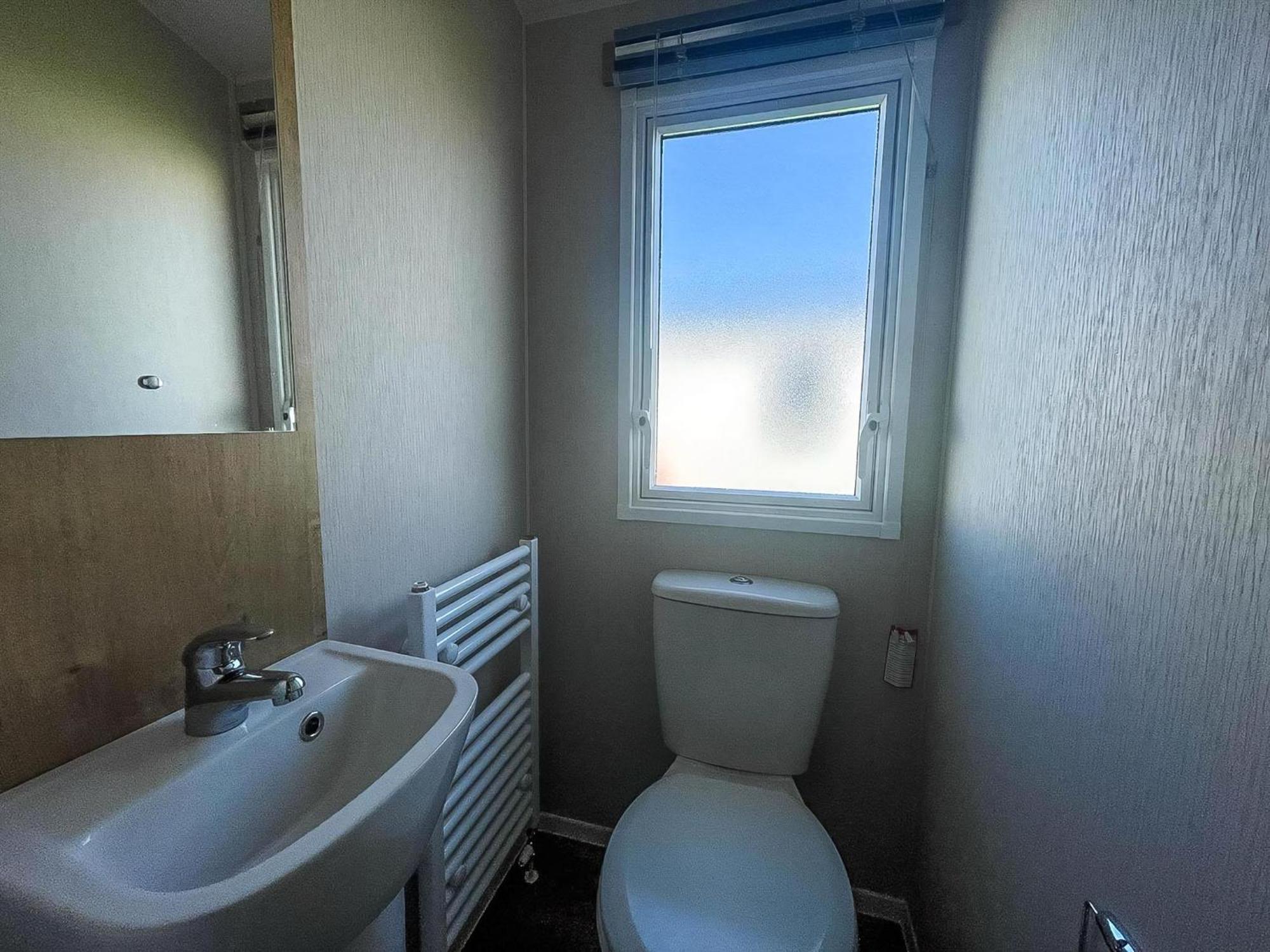 Hotel Lovely 8 Berth Caravan For Hire At Barmston Beach Holiday Park Ref 62002O Lund Exterior foto